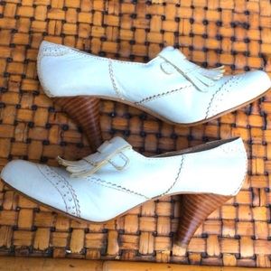 Golf Style Tassled Shoe with Heel